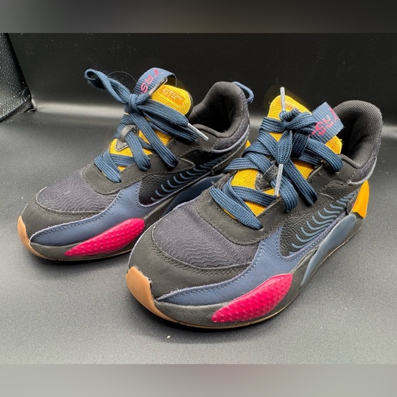 Puma Black and Blue Sneakers Dynamic Design - Picture 9 of 14